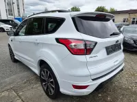 Gebraucht Ford Kuga ST-Line 150 PS (110 kW) 2019 Weiß SUV