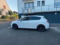 Gebraucht Seat Leon 105 PS (77 kW) 2010 Weiß Kleinwagen