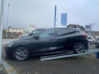 Neu Ford Focus ST-Line X 125 PS (91 kW) 2025 Obsidianschwarz metallic Limousine