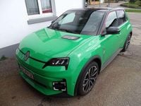 Używany Renault 5 E-Tech Iconic 110 kW (150 KM) 2024 Zielony Sedan/Limuzyna
