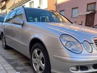 Gebraucht Mercedes E220 Classic 150 PS (110 kW) 2004 Grau Kombi