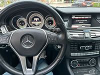 gebraucht Mercedes CLS350 4 Matic Das Auto ist in einem sehr guten Zustand