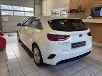 Gebraucht Kia Ceed Vision 101 PS (74 kW) 2020 Weiß Kleinwagen