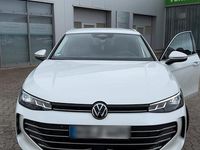 Gebraucht VW Passat Business+ 150 PS (110 kW) 2024 Weiß Kombi