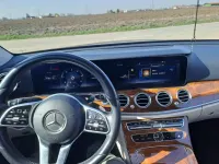 Gebraucht Mercedes E350 286 PS (210 kW) 2019 Blau Limousine