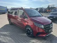 Gebraucht Mercedes V250 Avantgarde 190 PS (139 kW) 2025 Rot Van / Kleinbus