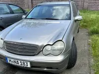 Gebraucht Mercedes C220 Classic 143 PS (105 kW) 2003 Beige Limousine