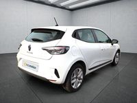 Second-hand Renault Clio V Evolution 90 CP (66 kW) 2024 Alb Hatchback