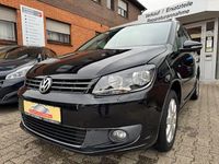 Gebraucht VW Touran Cup 105 PS (77 kW) 2014 Schwarz Van / Kleinbus