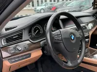 Gebraucht BMW 740 306 PS (225 kW) 2011 Schwarz Limousine