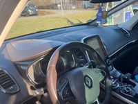 Usado Renault Espace 160 HP (117 kW) 2017 Andere farben Monovolume