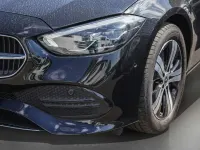 Gebraucht Mercedes C300e Avantgarde 313 PS (230 kW) 2024 Obsidianschwarz Kombi