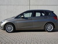 Gebraucht BMW 218 136 PS (100 kW) 2016 Platinsilber metallic Van / Kleinbus