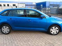 Gebraucht Skoda Rapid 105 PS (77 kW) 2013 Raceblau metallic Kleinwagen