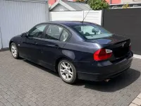 Gebraucht BMW 320 163 PS (119 kW) 2007 Schwarz Limousine