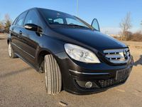 Gebraucht Mercedes B200 136 PS (100 kW) 2008 Schwarz Van / Kleinbus