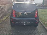 Second-hand VW e-up! 60 kW (82 CP) 2016 Negru Hatchback