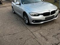 Gebraucht BMW 320 190 PS (139 kW) 2017 Grau Kombi