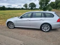 Gebraucht BMW 325 218 PS (160 kW) 2009 Silber Kombi