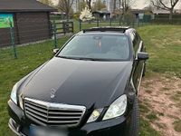 Gebraucht Mercedes E300 235 PS (172 kW) 2011 Schwarz Limousine