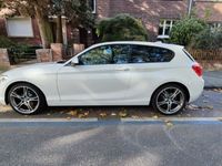 gebraucht BMW 116 i F21 Facelift LED TMP SHZ Bluetooth, M-Sport-Lenkrad