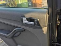 Usata Ford Focus 125 CV (91 kW) 2006 Grigio Station wagon