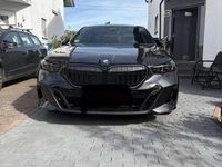 Gebraucht BMW 520 Sport Line 197 PS (144 kW) 2024 Grau Limousine