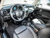 Gebraucht Mini Cooper 136 PS (100 kW) 2022 Midnight schwarz Kleinwagen