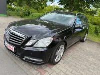 Używany Mercedes E220 170 KM (125 kW) 2012 Czarny Kombi