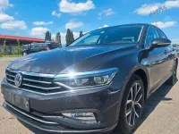 Gebraucht VW Passat Style 120 PS (88 kW) 2019 Grau Limousine