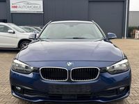 Gebraucht BMW 320 Advantage 190 PS (139 kW) 2016 Blau Kombi