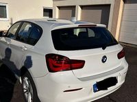 Gebraucht BMW 116 Advantage 116 PS (85 kW) 2015 Weiß Kleinwagen
