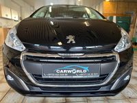Gebraucht Peugeot 208 Active 82 PS (60 kW) 2018 Schwarz Kleinwagen