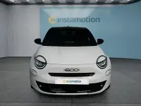Neu Fiat 600 101 PS (74 kW) 2026 Weiß SUV