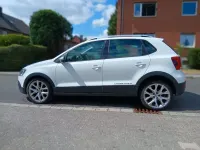 Gebraucht VW Polo Cross Highline 90 PS (66 kW) 2015 Weiß Kleinwagen