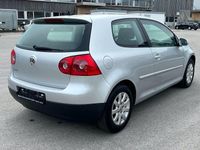 Gebraucht VW Golf IV 75 PS (55 kW) 2005 Silber Limousine