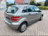 Gebraucht Mercedes B150 95 PS (69 kW) 2007 Silber Van / Kleinbus