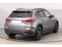 Gebraucht Mercedes GLA200 AMG line 150 PS (110 kW) 2023 Grau SUV