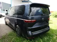 Neu VW Multivan Style 150 PS (110 kW) 2026 Starlight blue metallic Van / Kleinbus