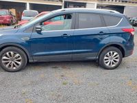 Gebraucht Ford Kuga Titanium 163 PS (119 kW) 2013 Blau SUV