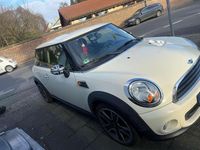 Gebraucht Mini ONE 98 PS (72 kW) 2014 Weiß Kleinwagen