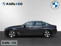 Gebraucht BMW 520 Sport Line 184 PS (135 kW) 2023 Grau Limousine