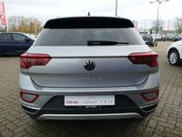Gebraucht VW T-Roc Style 150 PS (110 kW) 2023 Silber SUV