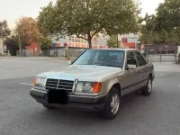 Gebraucht Mercedes 300 188 PS (138 kW) 1987 Beige Limousine