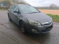 Gebraucht Opel Astra 116 PS (85 kW) 2011 Grau Kombi