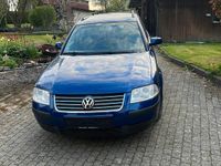 Usata VW Passat 131 CV (96 kW) 2003 Blu Station wagon
