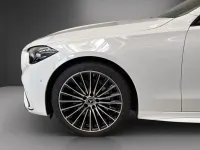 Gebraucht Mercedes C300 AMG 265 PS (194 kW) 2025 Weiß Kombi
