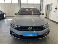 Gebraucht VW Passat R-line 150 PS (110 kW) 2021 Mondsteingrau Kombi