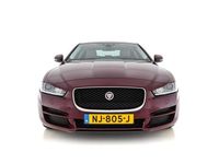 Gebraucht Jaguar XE Business Edition 165 PS (121 kW) 2017 Rot Limousine
