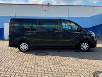 Second-hand Opel Vivaro 145 CP (106 kW) 2017 Negru Monovolum